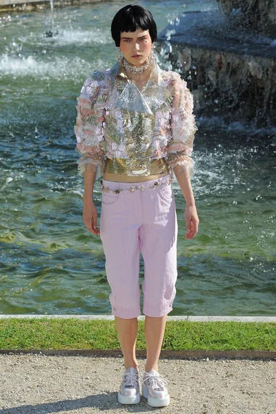 Look 63